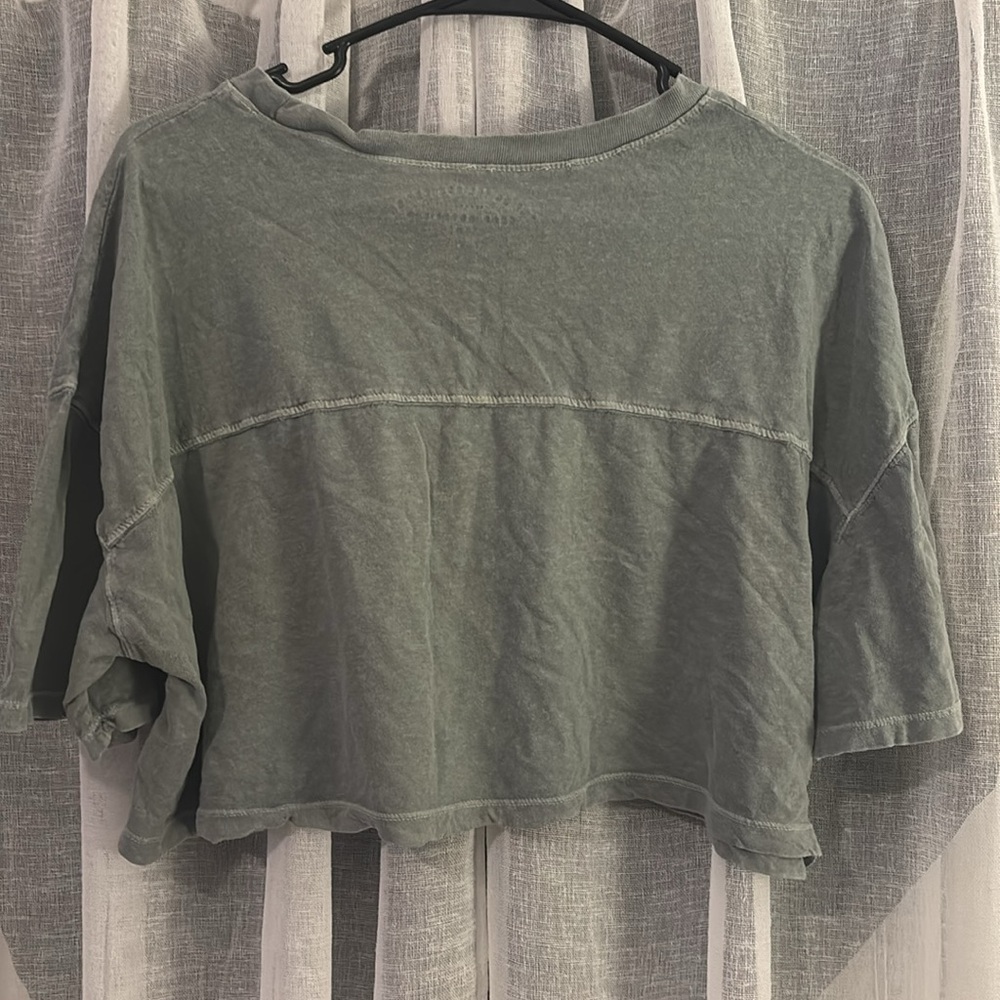 Aeropostale boyfriend cropped tee - Picture 3 of 3